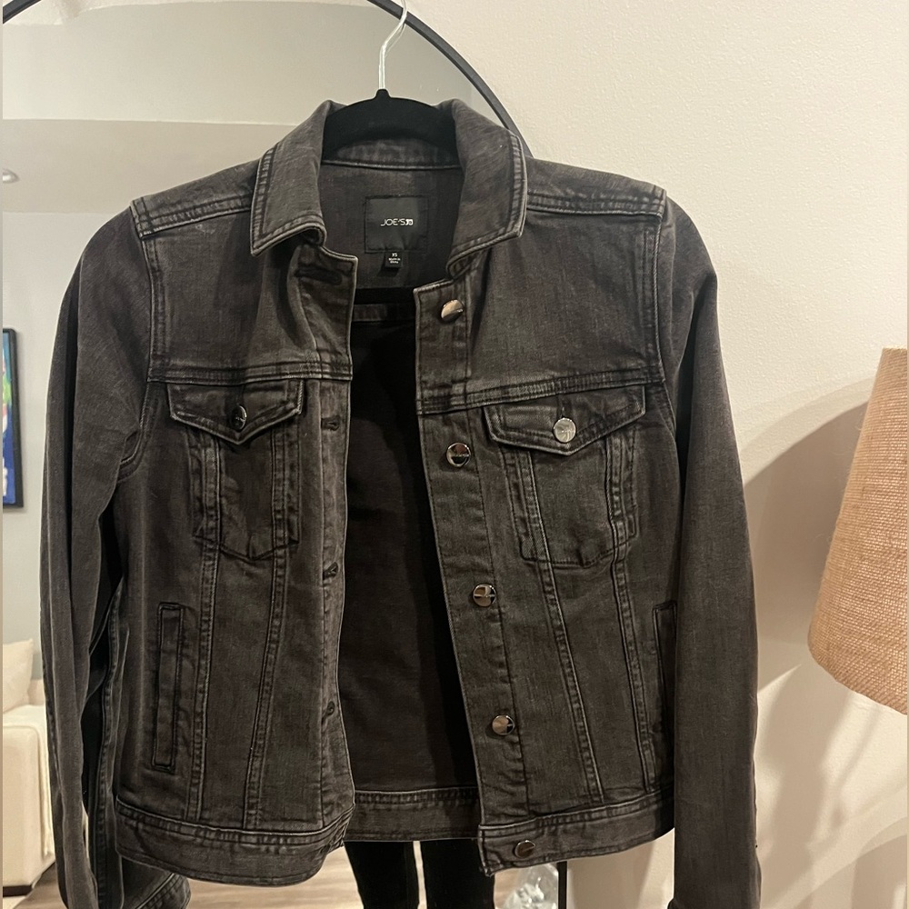 Joes black jean jacket. Size extra small. Never worn